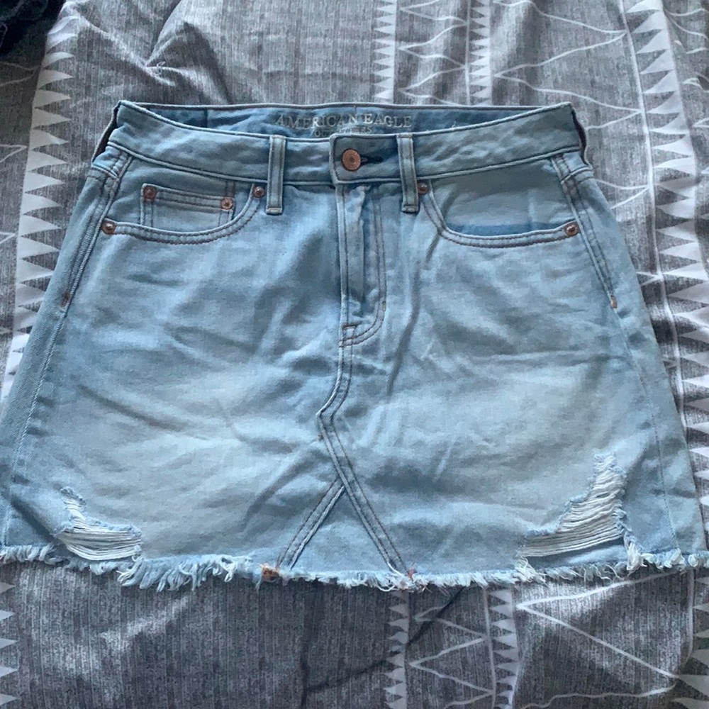 American Eagle Light Wash Denim Skirt